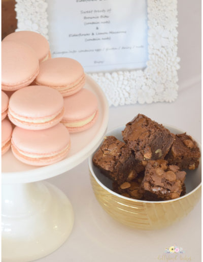 Sweet Treats - Wedding Favours - Dessert Table Goodies - Maracons & Brownie Bites