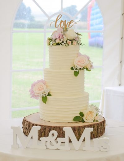 Wedding Cake - textured buttercream finish - Dollybird Bakes - Fresh florals
