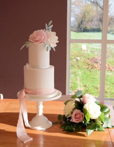 Wedding Cake - The Green - Sugar Flowers - Luxury - Elopement